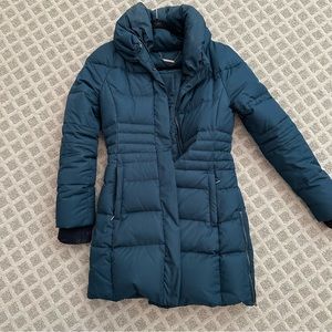 Elie Tahari Down Puffer coat